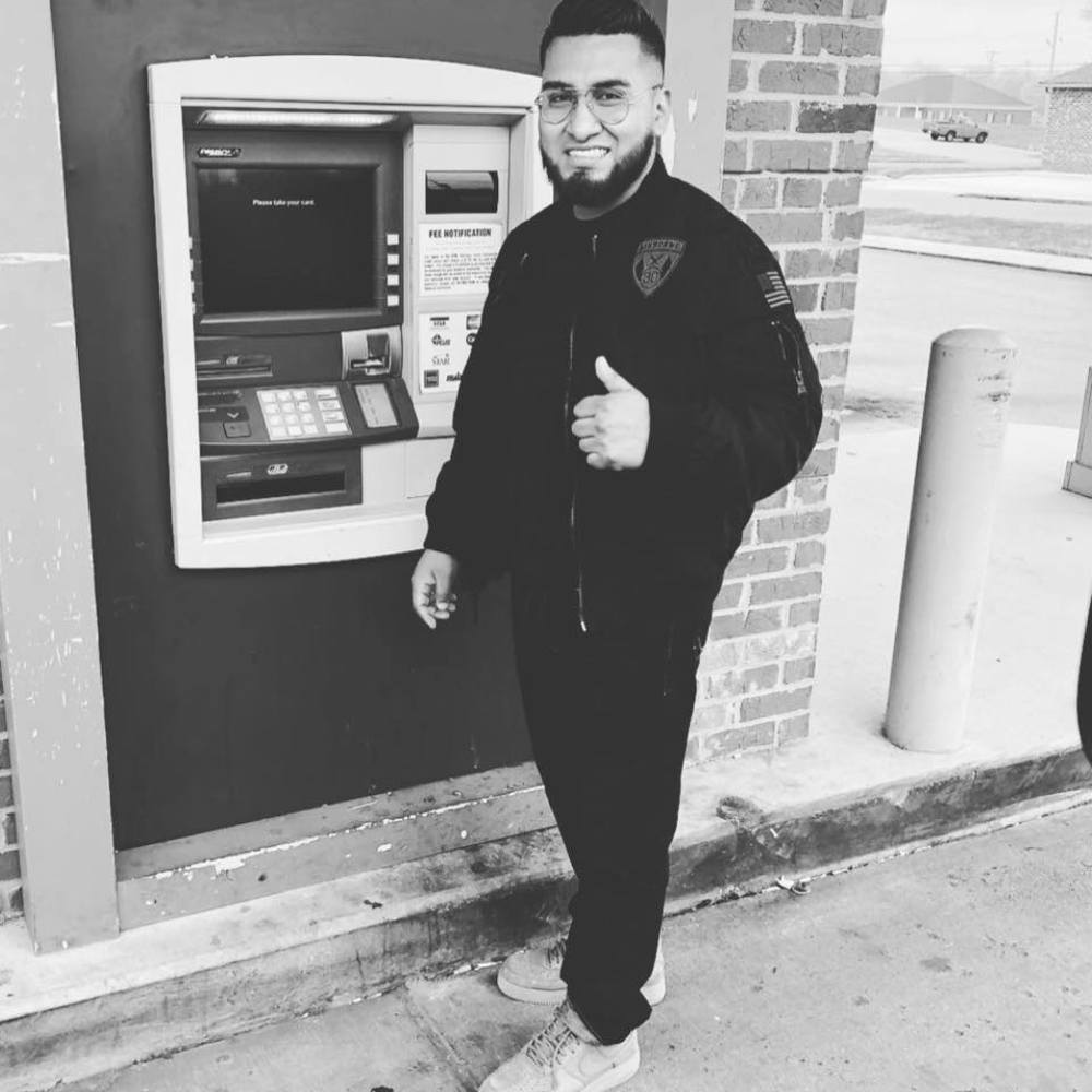 Meet your Posher, Jiovanni
